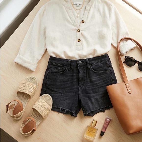 Universal Thread Pants - Universal Thread Washed Black Denim Shorts